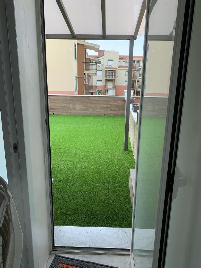 Aparthotel Le Rocce Nere Giardini-Naxos Zewnętrze zdjęcie